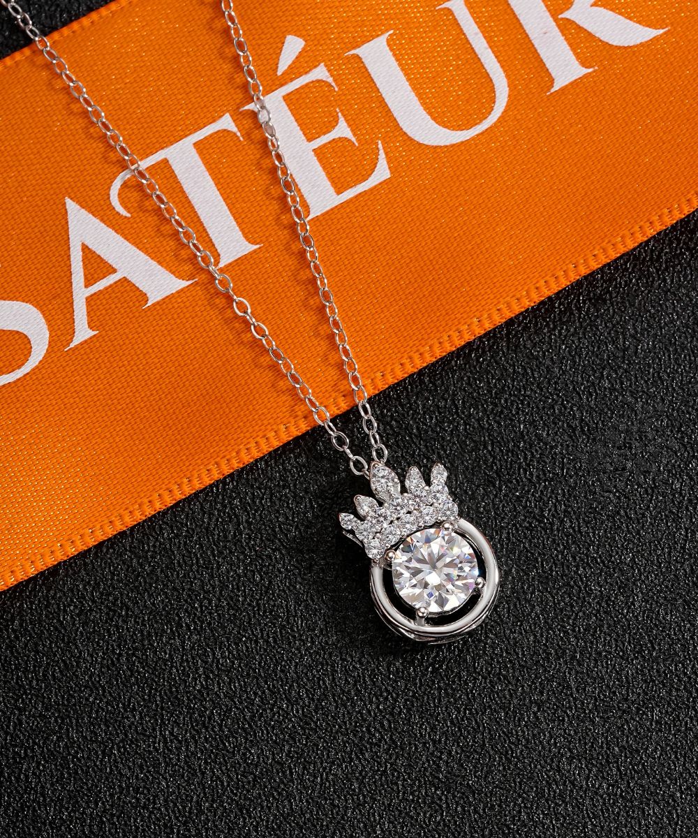 Satéur Reine Lumière Diamond Necklace™, 18K White Gold