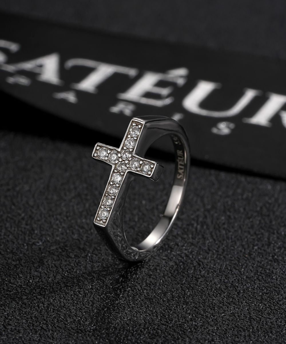 Satéur Vérité Diamond Ring™, 18K White Gold