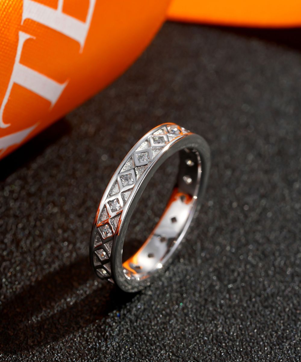 Satéur Astrèlle Diamond Ring™, 18K White Gold