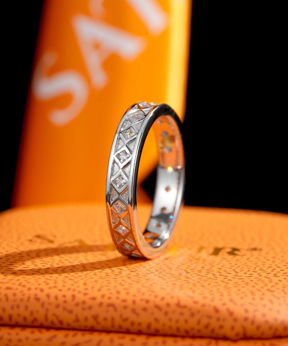 Satéur Astrèlle Diamond Ring™, 18K White Gold