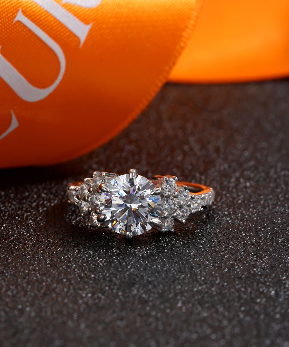 Satéur Éclosion Diamond Ring™, 18K White Gold