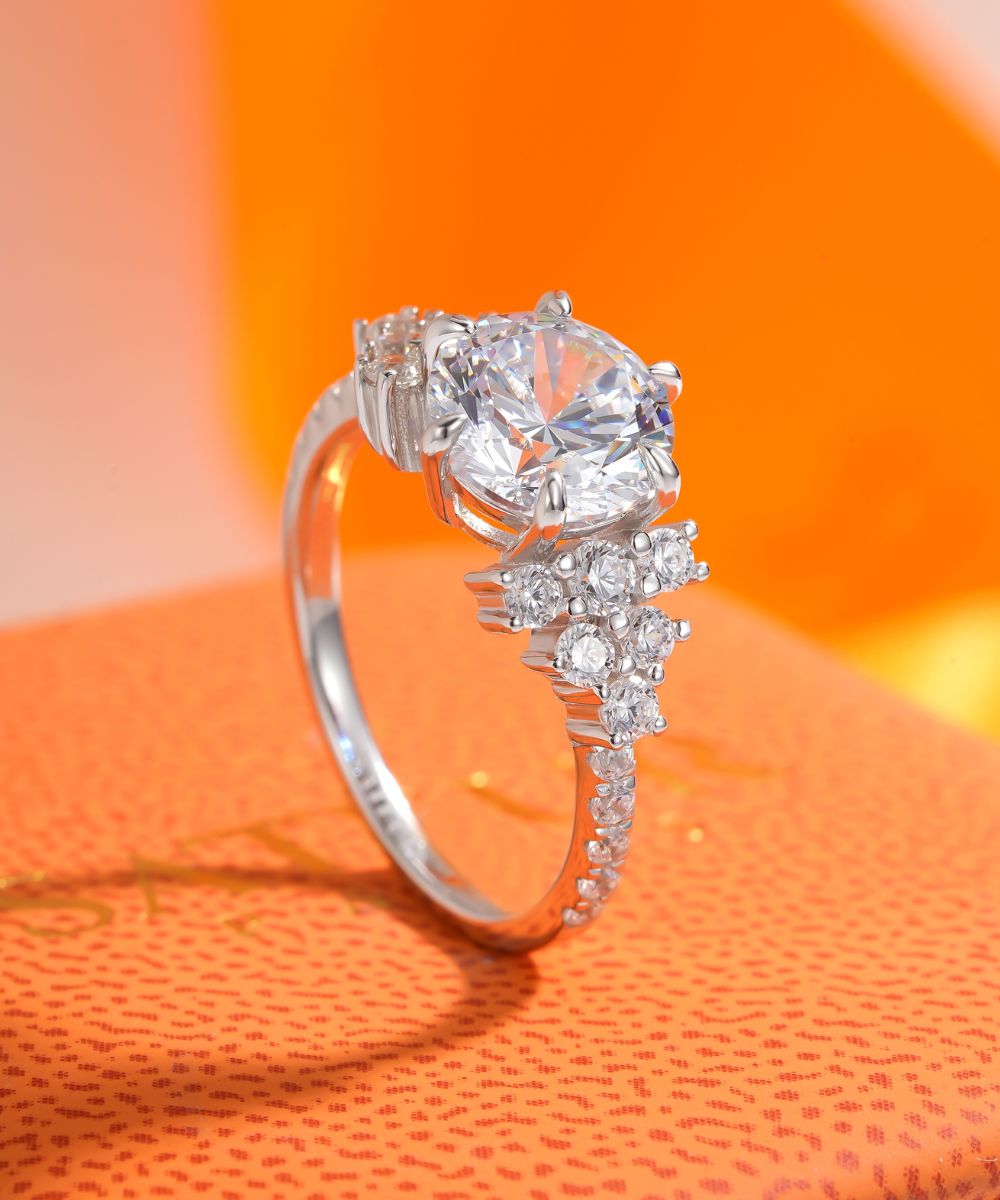 Satéur Éclosion Diamond Ring™, 18K White Gold