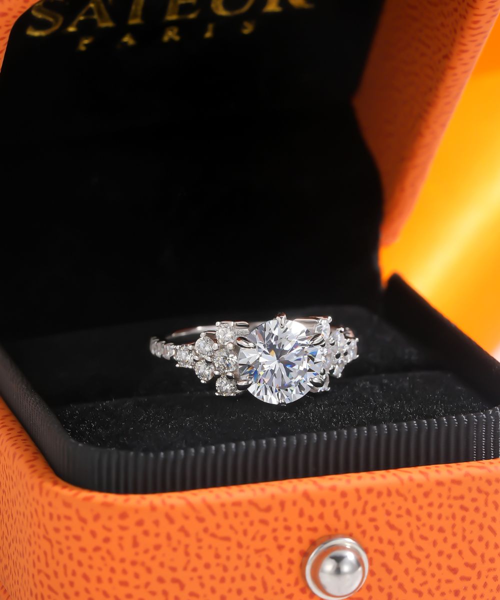 Satéur Éclosion Diamond Ring™, 18K White Gold