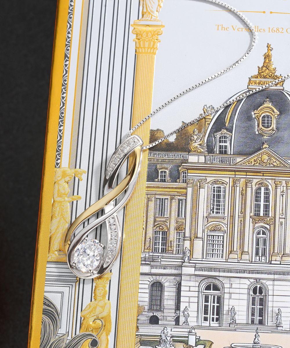 Satéur Trône Royal Diamond Necklace™, 18K White Gold