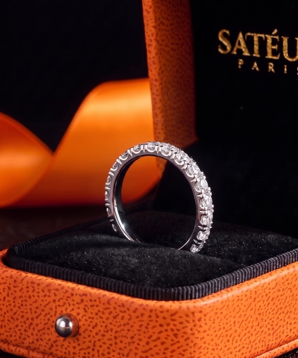 Satéur Alliance Ring™ — side-profile