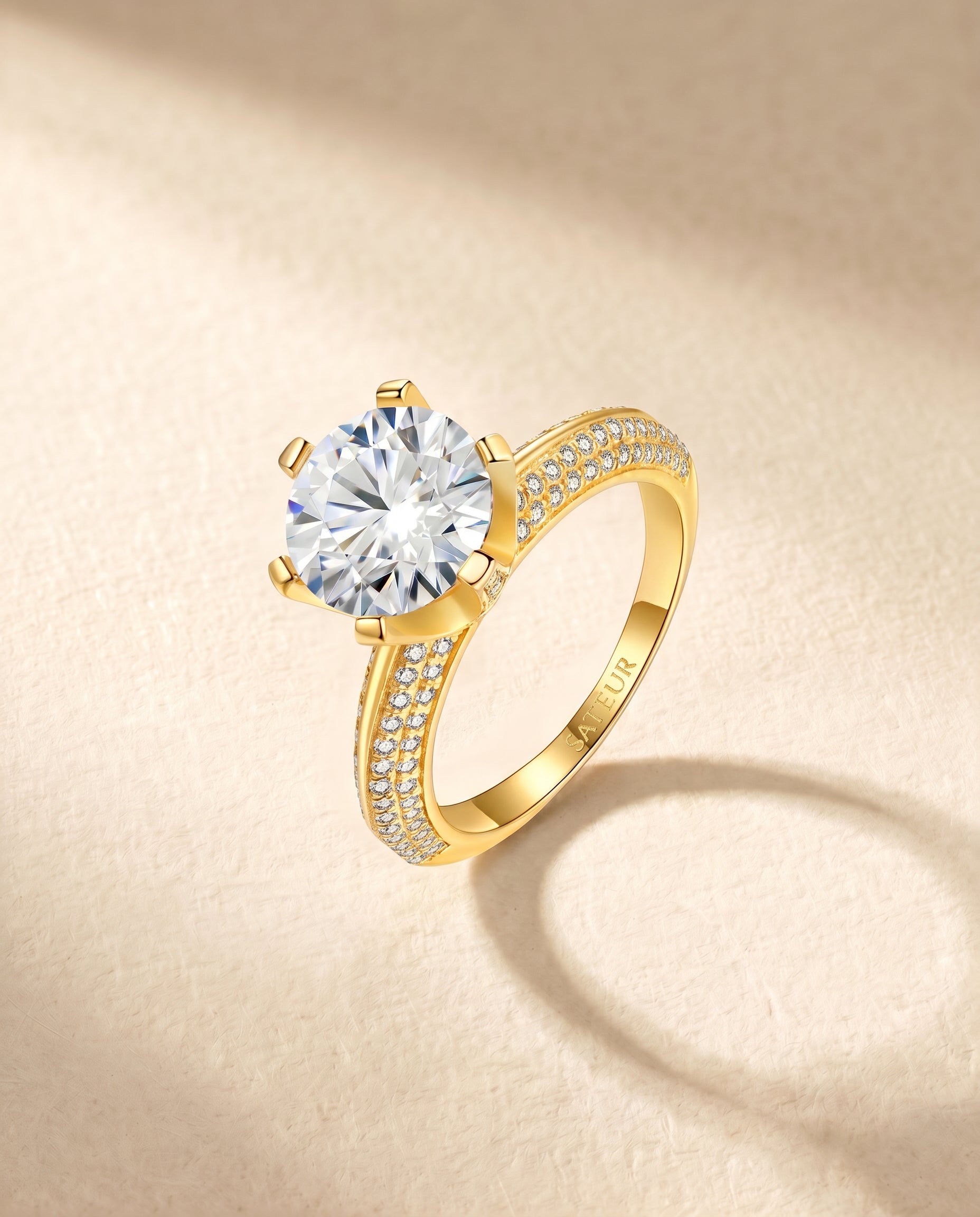 Satéur Aurous Gold Royale Ring™
