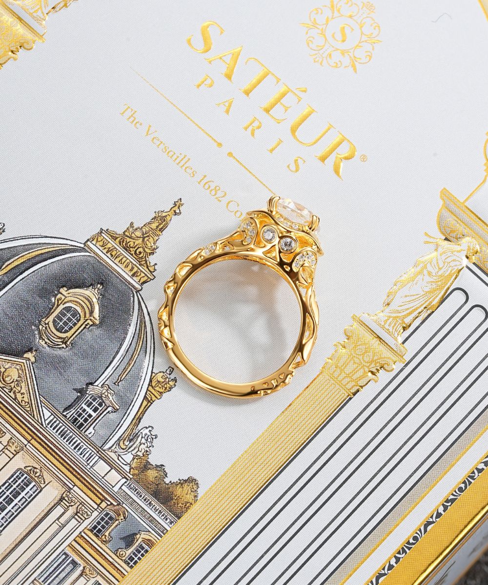 Satéur® Versailles 1682 Diamond Ring, 18K Gold