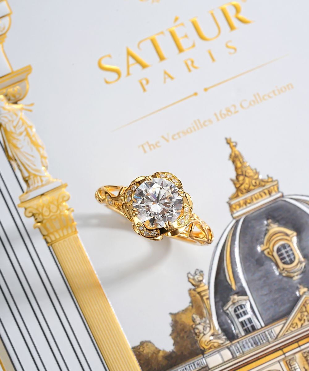 Satéur® Versailles 1682 Diamond Ring, 18K Gold