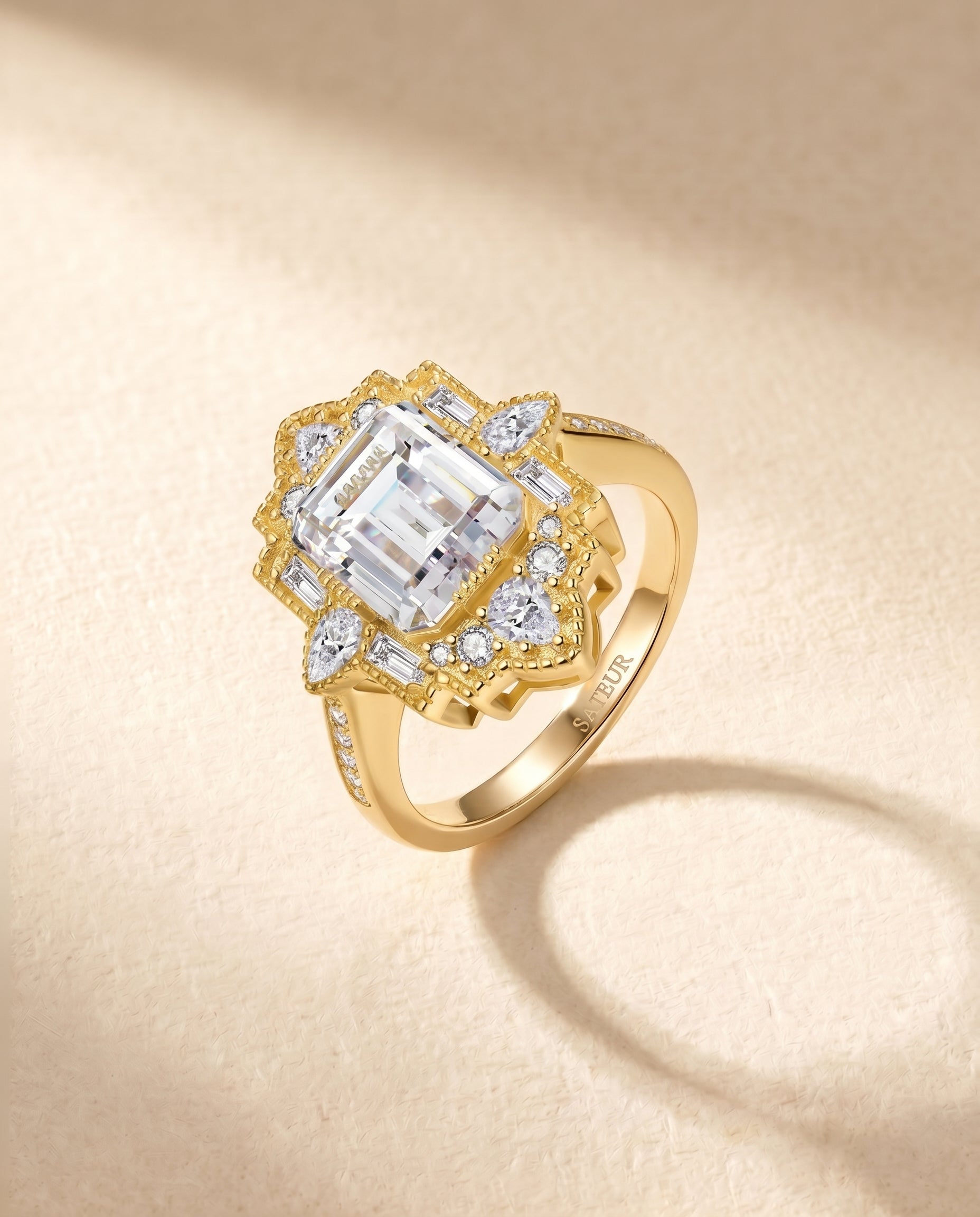 Satéur D’or Héritage 1682 Ring™