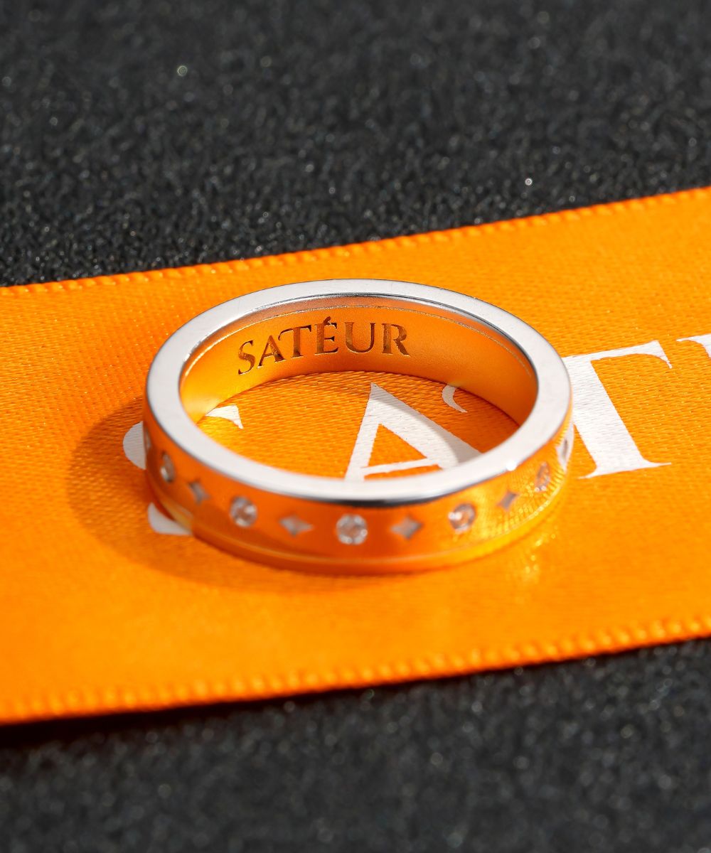 Satéur D’or Céleste Diamond Ring™, 18K White Gold