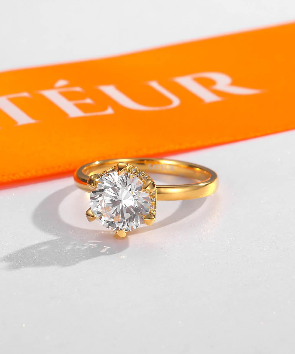 Satéur Aurous Gold Halo Diamond Ring™, 18K Gold