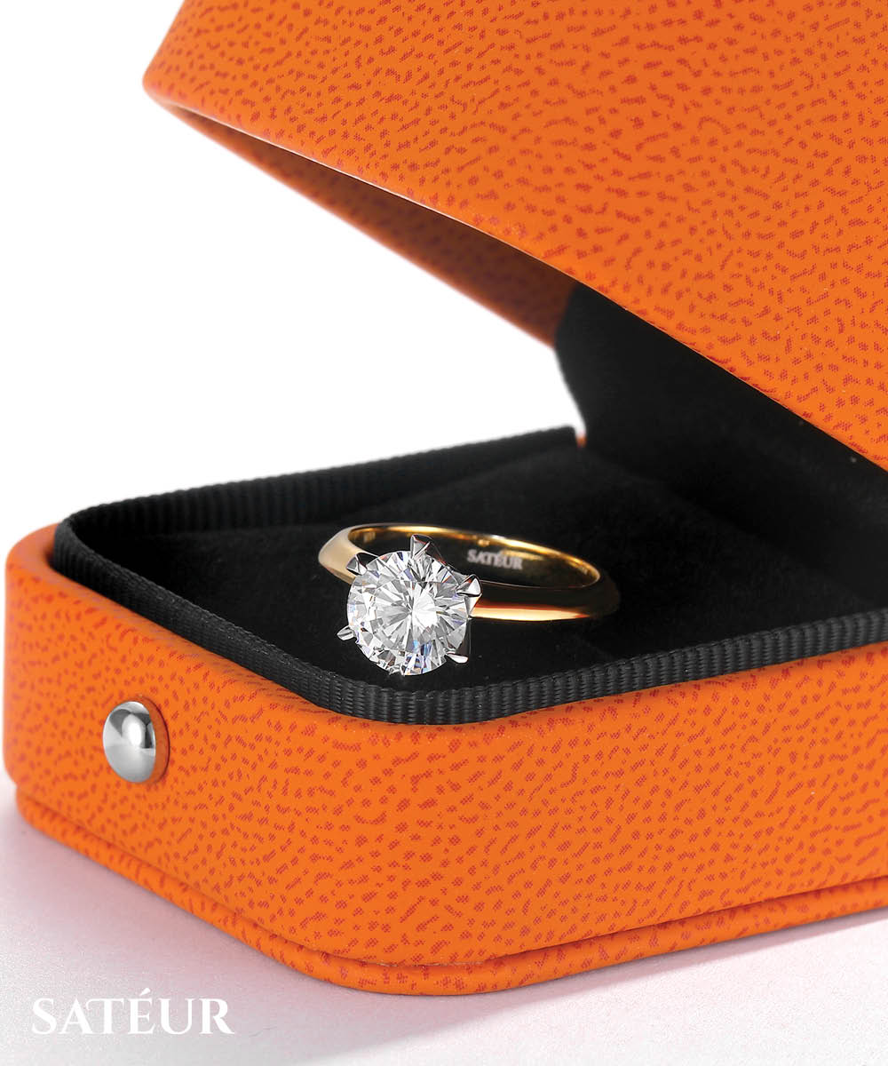 Satéur Aurous Gold Elegancia Diamond Ring™, 18K Gold