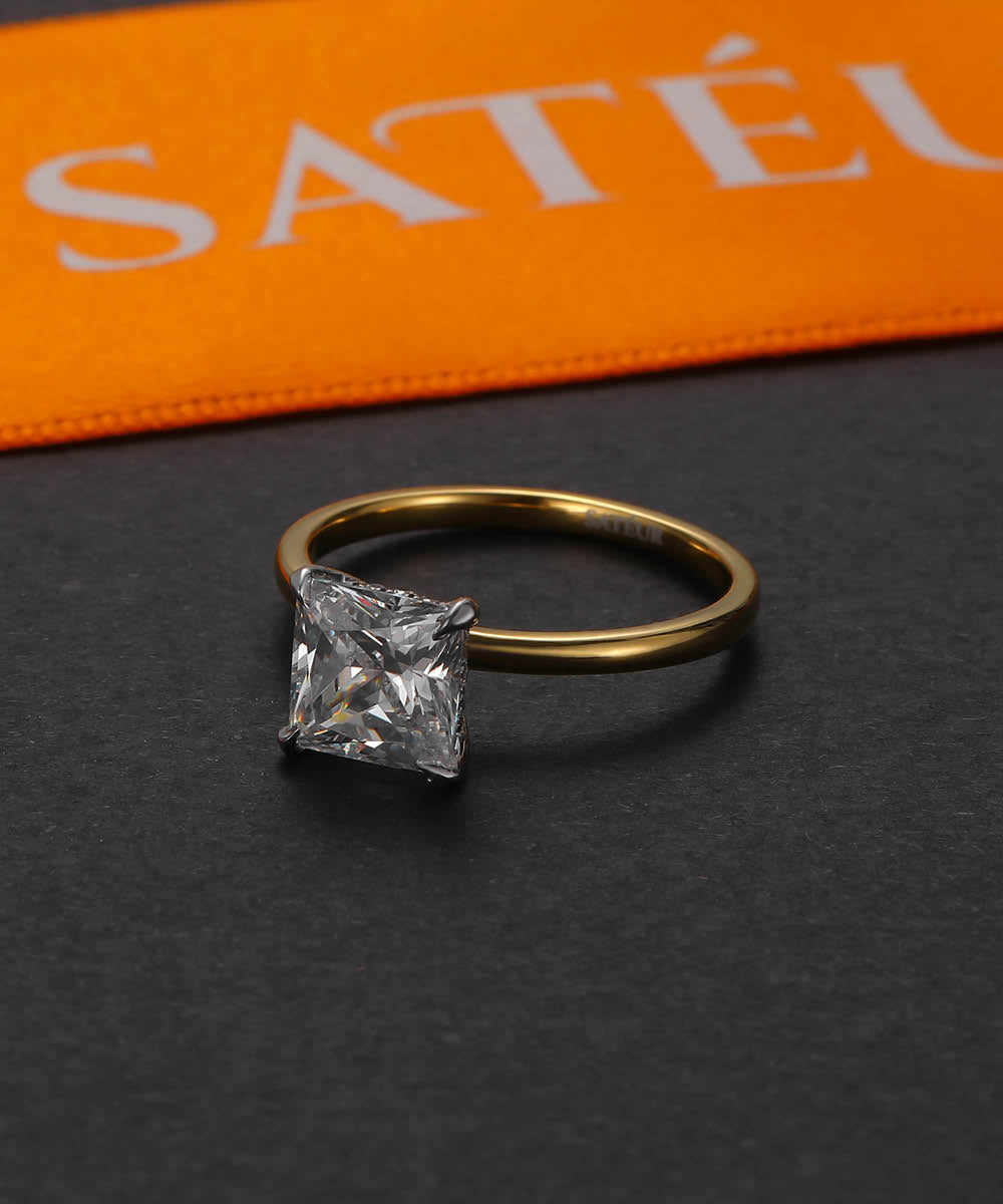 Satéur Aurous Gold Classic Diamond Ring™, 18K Gold