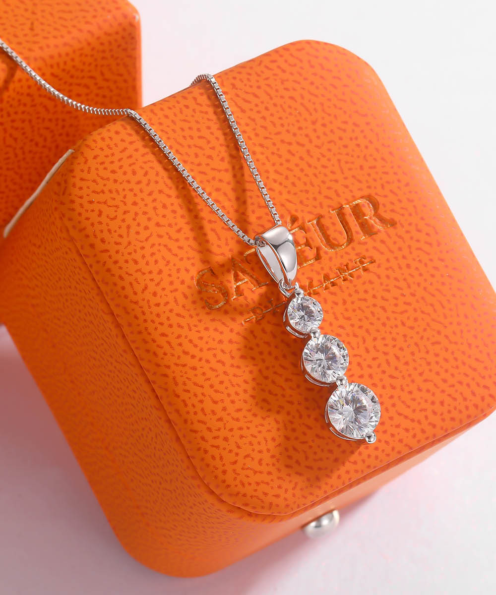Satéur Trinité Diamond Necklace™, 18K White Gold