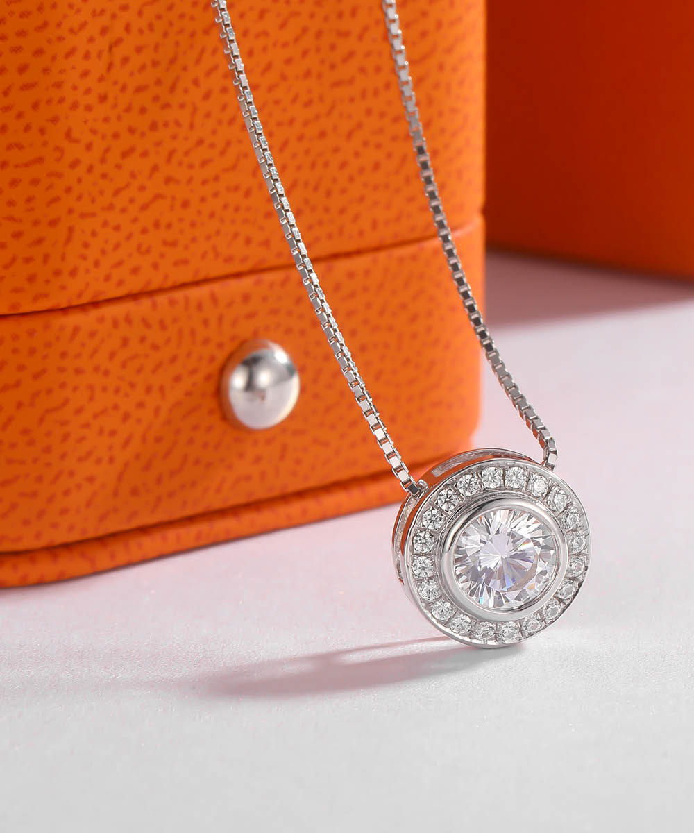 Satéur Belle Dame Diamond Necklace™, 18K White Gold