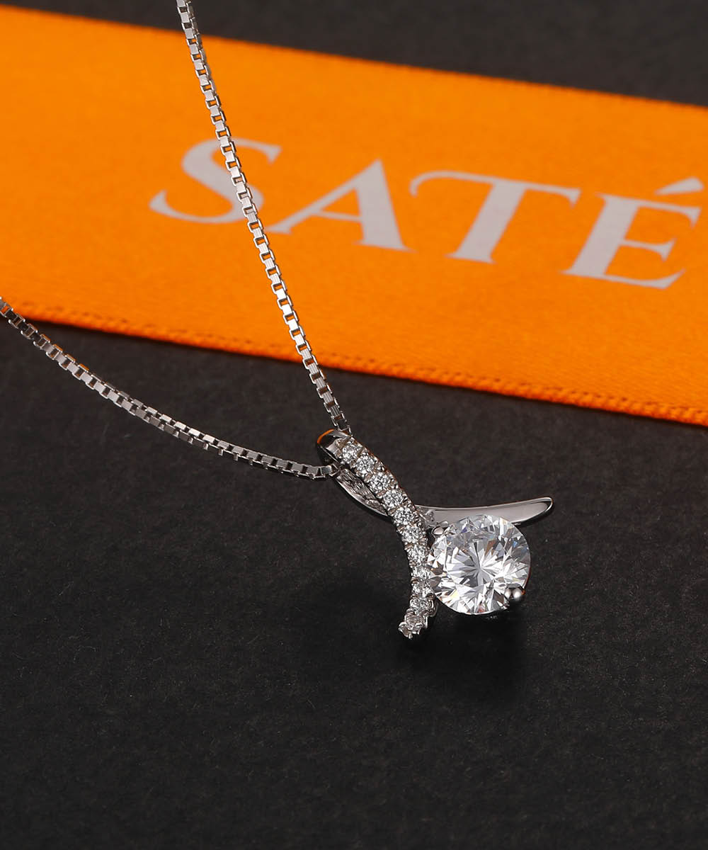 Satéur L' Ange Diamond Necklace™, 18K White Gold