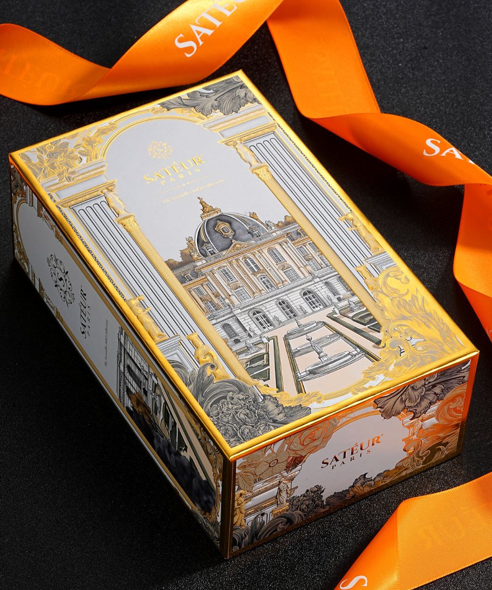 Satéur D'or Fleur de Versailles ネックレス™