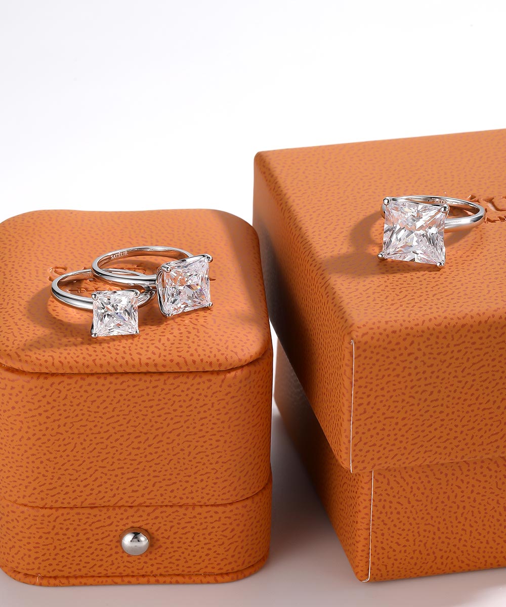Satéur Adélaïde Diamond Ring™, 18K White Gold
