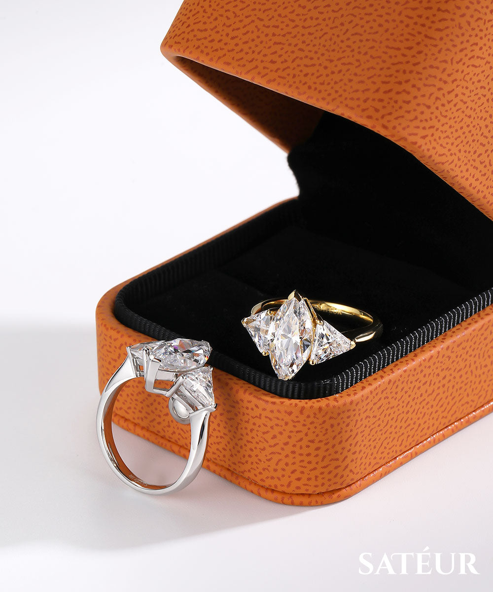 Satéur Star Lumière Aurous Gold Diamond Ring™, 18K Gold