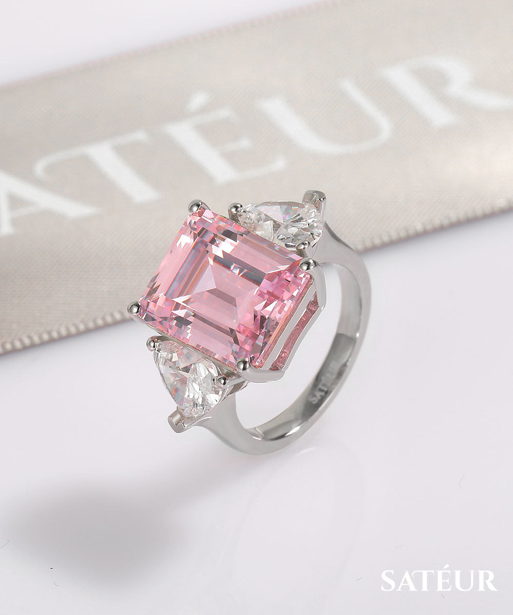Satéur Rosé Reine Diamond Ring™, 18K White Gold
