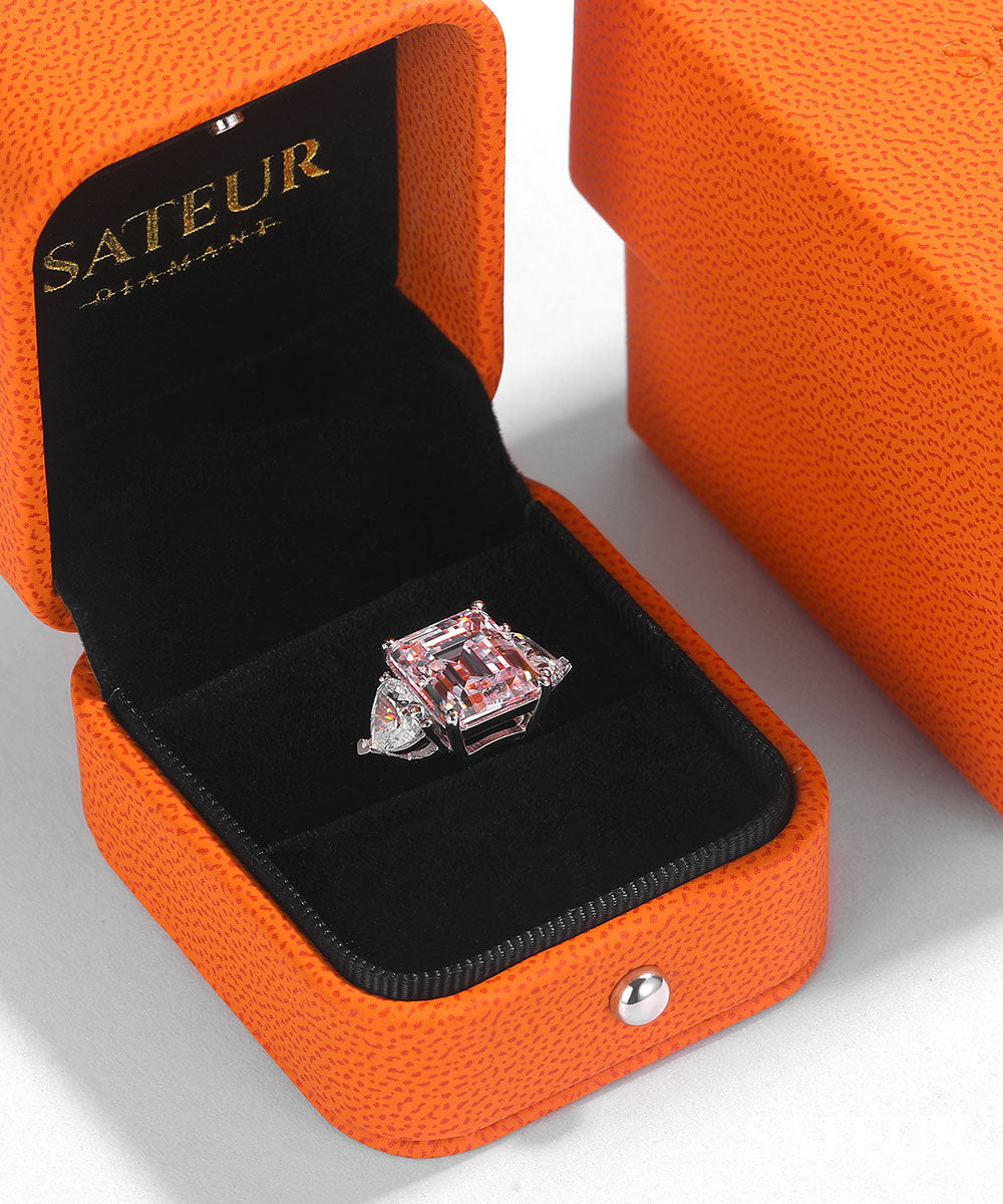 Satéur Rosé Reine Diamond Ring™, 18K White Gold