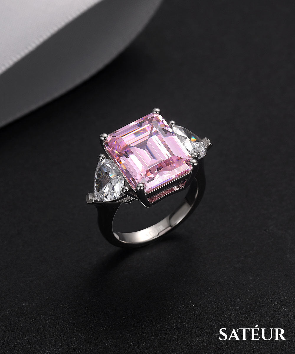 Satéur Rosé Reine Diamond Ring™, 18K White Gold