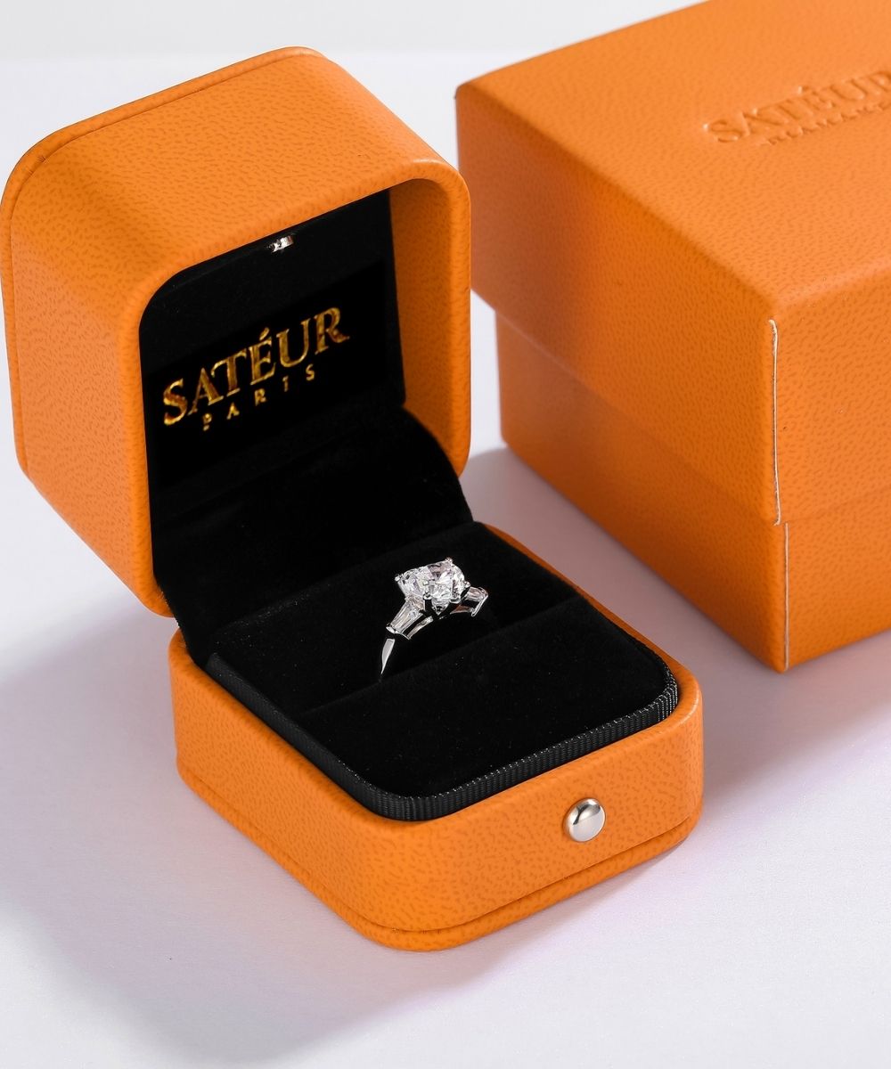 Satéur Amour Éternel Diamond Ring™, 18K White Gold