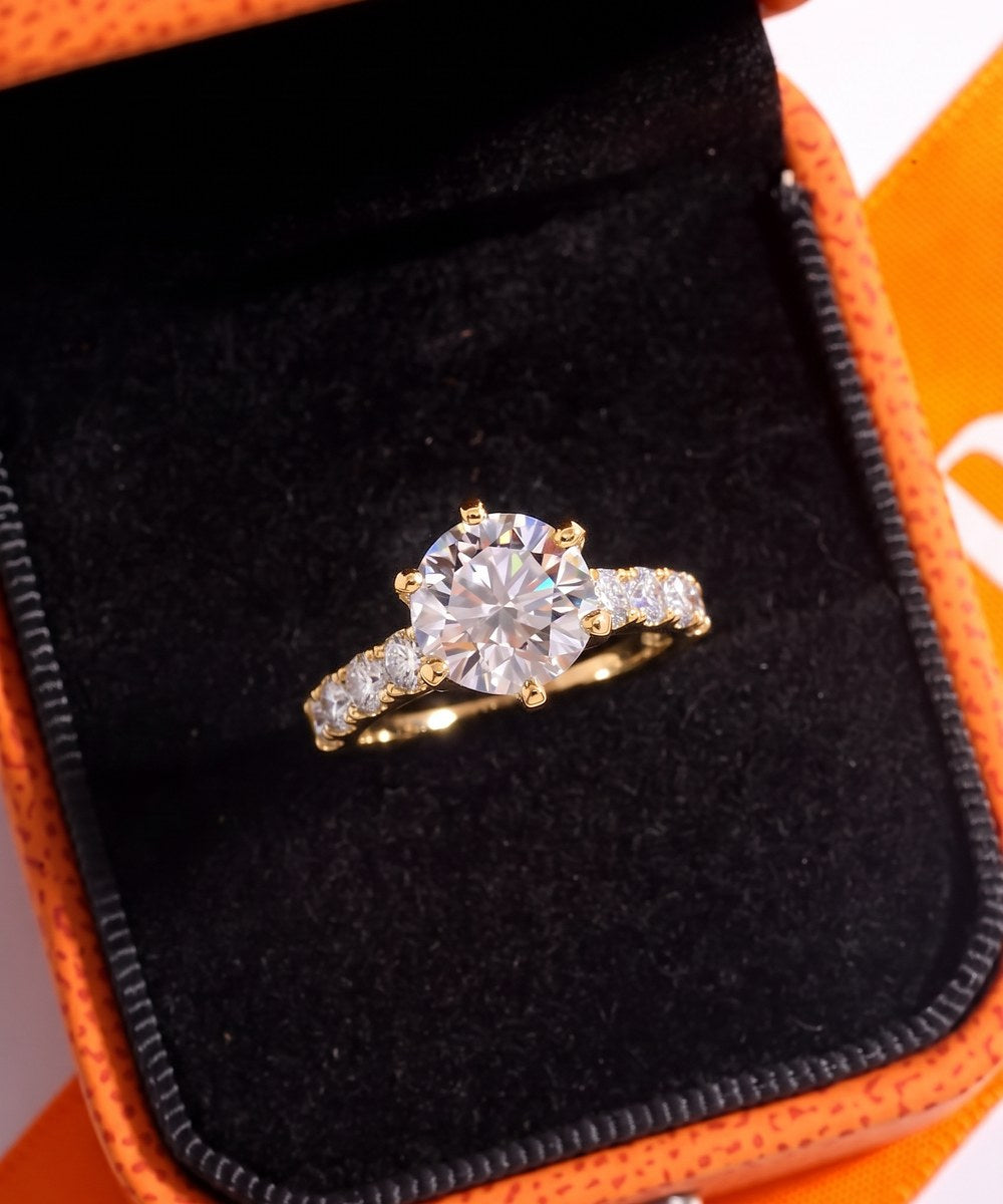 Satéur Aurous Gold Victoire Ring — 18K gold finish diamond-look solitaire — white-04