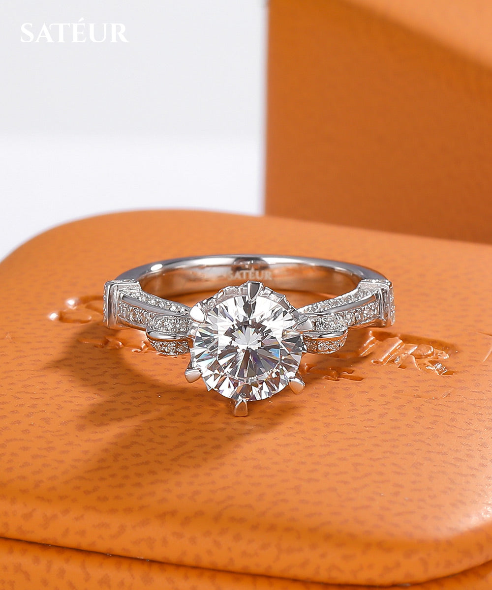 Satéur Mercure Diamond Ring™, 18K Witgoud, Rond geslepen